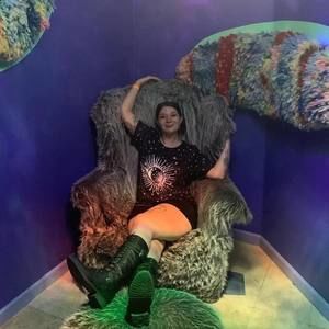 Meet your Posher, Leah